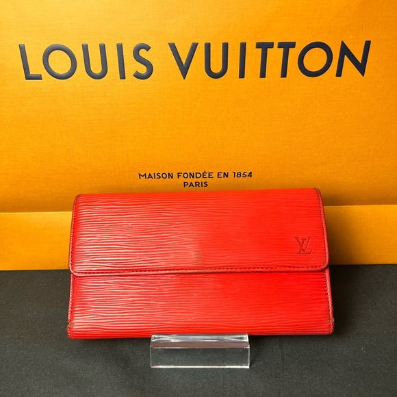 Louis Vuitton Red Epi Leather Porte Tresor International Trifold Long Wallet A50 - Picture 1 of 13